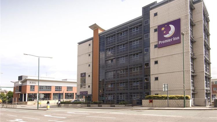Premier Inn Nottingham Arena (London Rd) Exterior