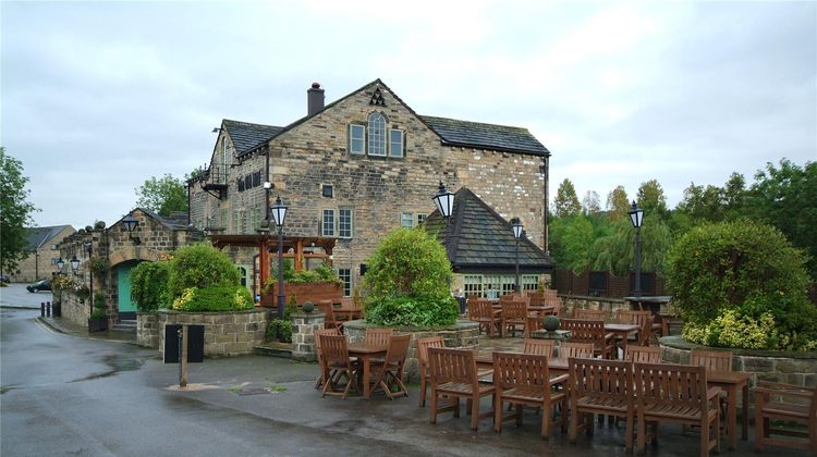 Premier Inn Huddersfield North Exterior