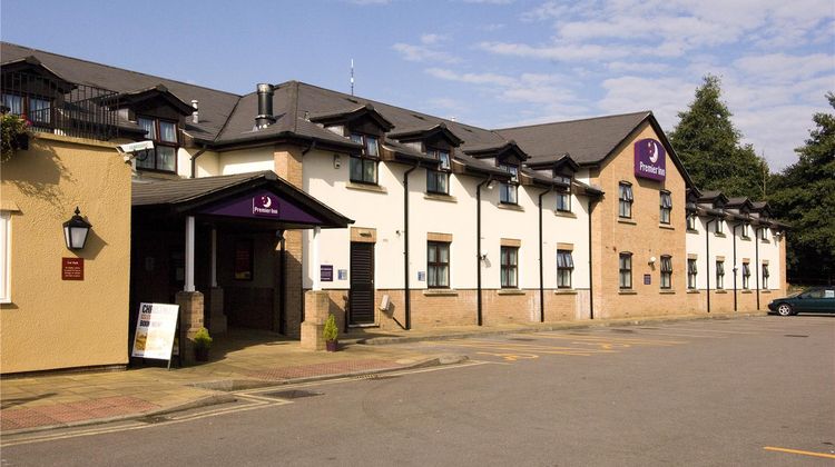 Premier Inn Cardiff West Exterior
