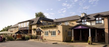 Premier Inn Cardiff West Exterior