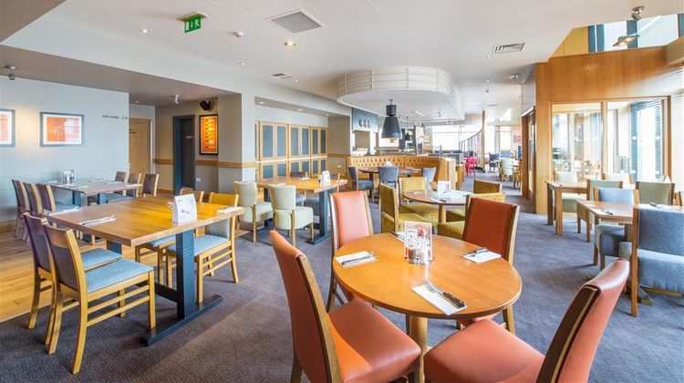 Premier Inn Swansea Waterfront Restaurant