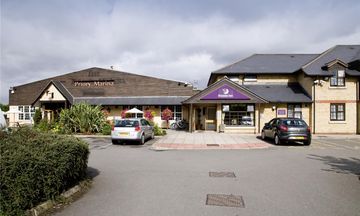 Premier Inn Bedford (Priory Marina)