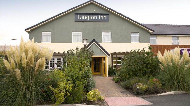 Premier Inn Market Harborough Exterior