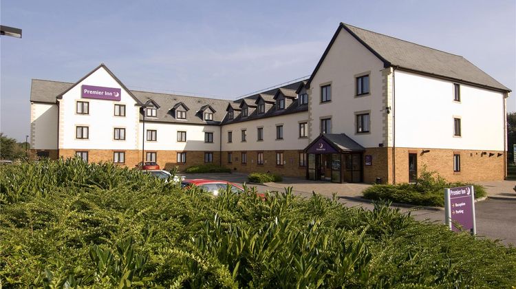 Premier Inn Gloucester (Barnwood) Exterior