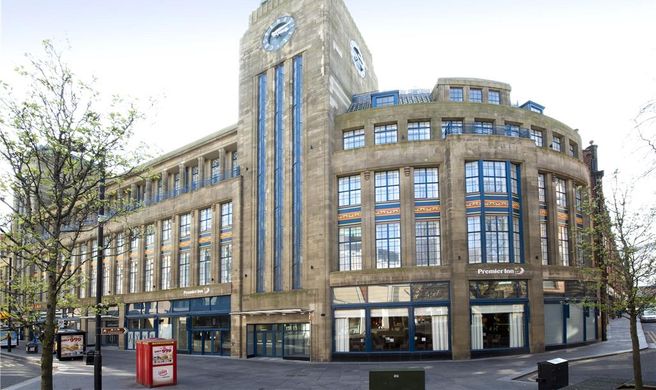 Premier Inn City Center (The Gate) Exterior