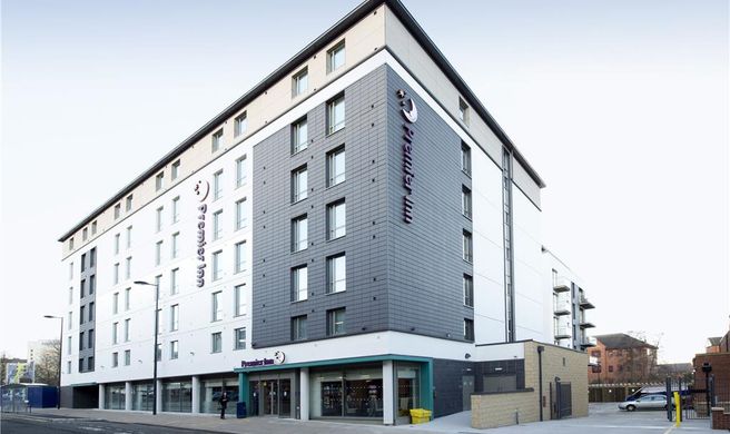 Premier Inn City Centre (Cathedral Qtr) Exterior