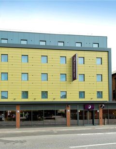Premier Inn Newbury Town Centre