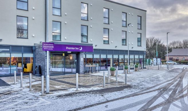 Premier Inn Alnwick Exterior