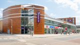 <b>Premier Inn London Wandsworth Exterior</b>. Images powered by <a href="https://iceportal.shijigroup.com/" title="IcePortal" target="_blank">IcePortal</a>.