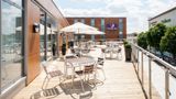 <b>Premier Inn London Wandsworth Exterior</b>. Images powered by <a href="https://iceportal.shijigroup.com/" title="IcePortal" target="_blank">IcePortal</a>.