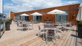 <b>Premier Inn London Wandsworth Exterior</b>. Images powered by <a href="https://iceportal.shijigroup.com/" title="IcePortal" target="_blank">IcePortal</a>.