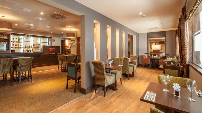 <b>Premier Inn London Wandsworth Restaurant</b>. Images powered by <a href="https://iceportal.shijigroup.com/" title="IcePortal" target="_blank">IcePortal</a>.
