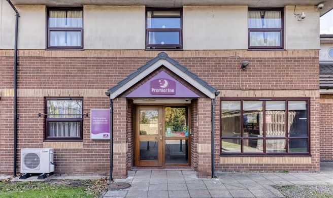 Premier Inn Liverpool (Tarbock) Exterior