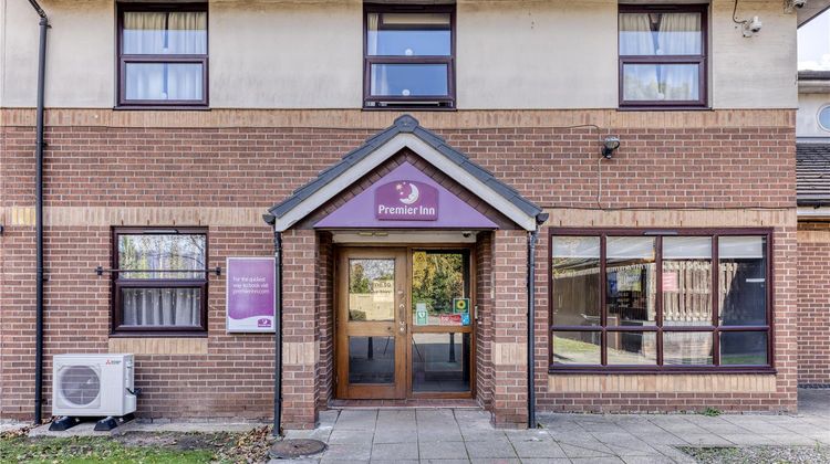 Premier Inn Liverpool (Tarbock) Exterior