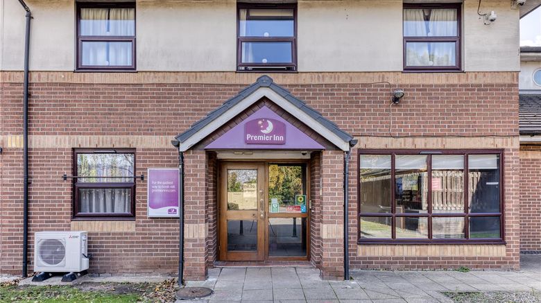 <b>Premier Inn Liverpool (Tarbock) Exterior</b>. Images powered by <a href="https://iceportal.shijigroup.com/" title="IcePortal" target="_blank">IcePortal</a>.