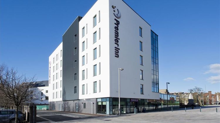 Premier Inn Blackburn Town Centre Exterior