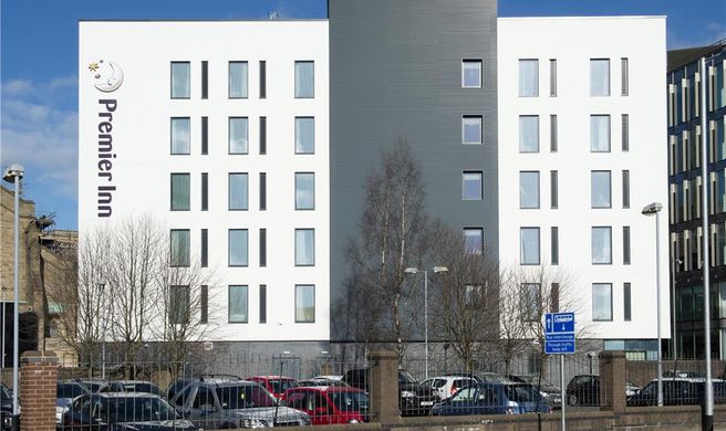 Premier Inn Blackburn Town Centre Exterior