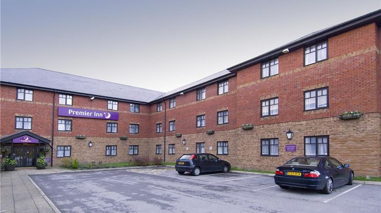 <b>Premier Inn Manchester (Hyde) Exterior</b>. Images powered by <a href="https://iceportal.shijigroup.com/" title="IcePortal" target="_blank">IcePortal</a>.