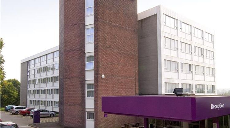 Premier Inn Cardiff North Exterior