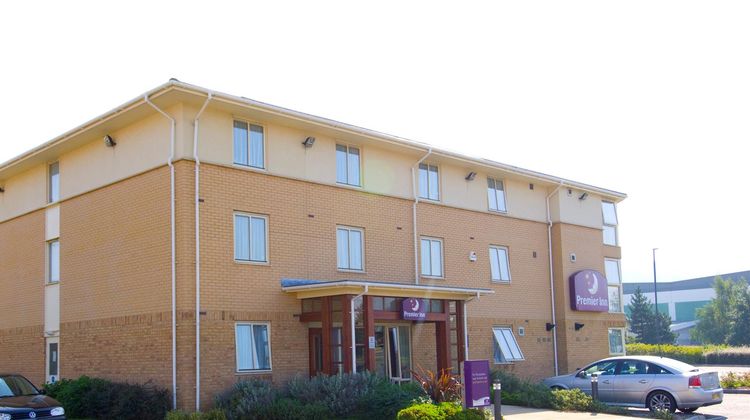 Premier Inn Gloucester Business Park Exterior
