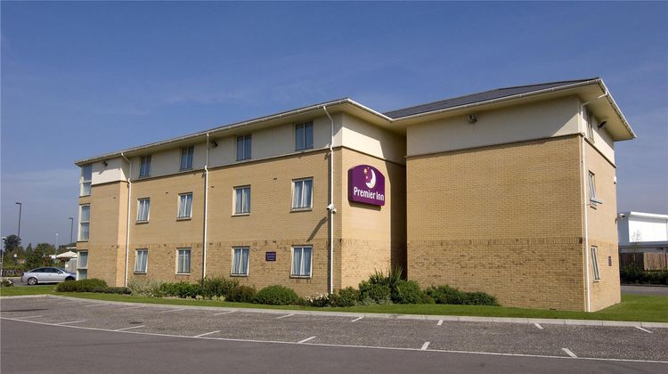 Premier Inn Gloucester Business Park Exterior