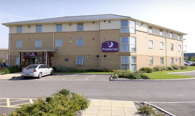 Premier Inn Gloucester Business Park Exterior
