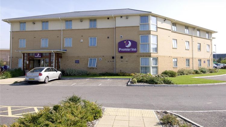 Premier Inn Gloucester Business Park Exterior
