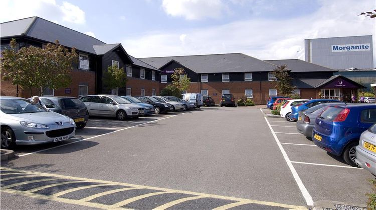 Premier Inn Swansea North Exterior
