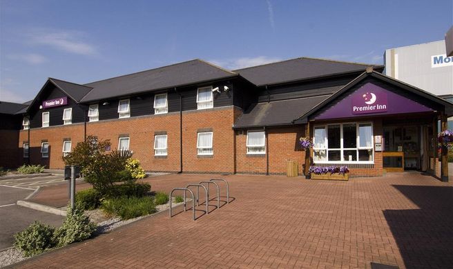 Premier Inn Swansea North Exterior