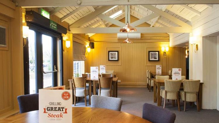 Premier Inn Milton Keynes Central Restaurant