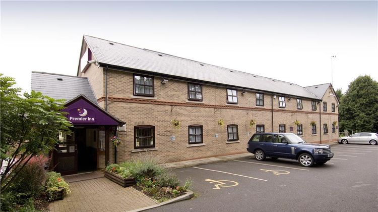 Premier Inn Leicester North West Exterior