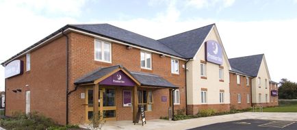 Premier Inn Rhuddlan Exterior