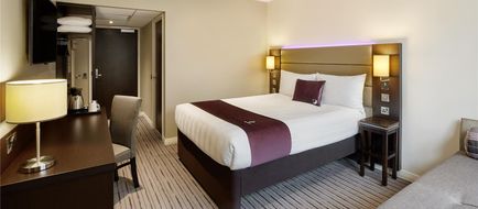 Premier Inn Bham Broad St Brindley Place Room