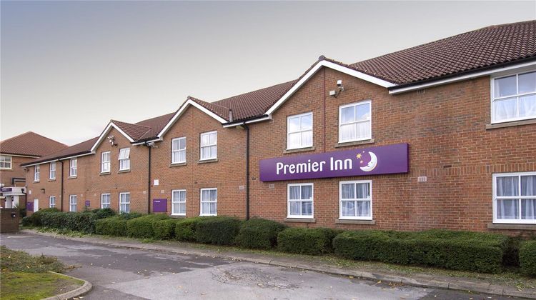 Premier Inn Warrington (A49-M62, J9) Exterior