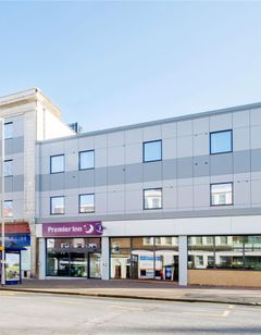 Premier Inn Eastbourne Town Centre hotel
