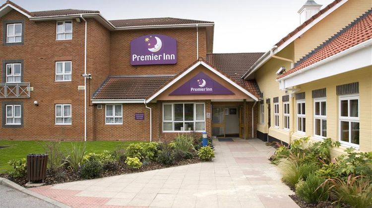 Premier Inn Welwyn Garden City Exterior