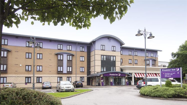 Premier Inn Leeds City Centre Exterior