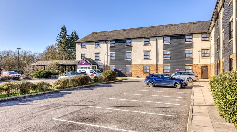 <b>Premier Inn Chelmsford (Boreham) Exterior</b>. Images powered by <a href="https://iceportal.shijigroup.com/" title="IcePortal" target="_blank">IcePortal</a>.