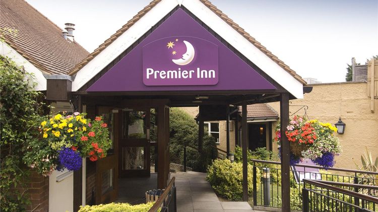 Premier Inn Tring Exterior