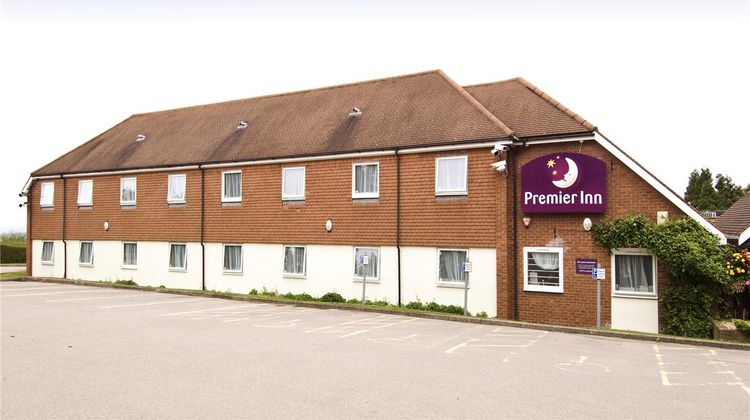 Premier Inn Tring Exterior