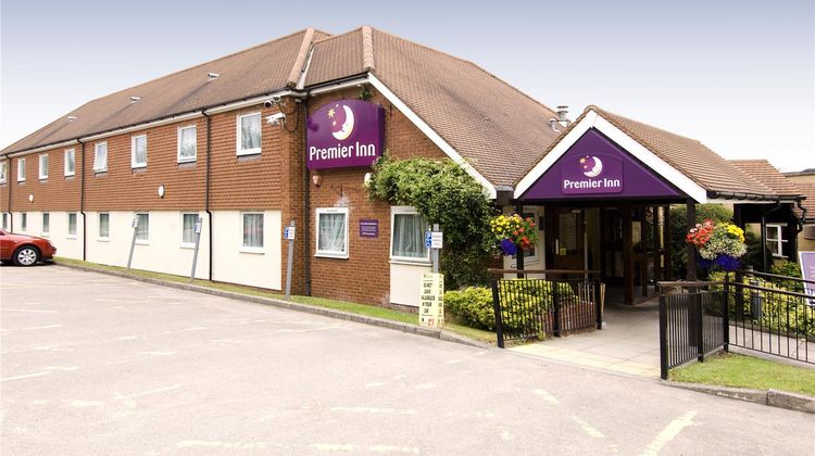 Premier Inn Tring Exterior