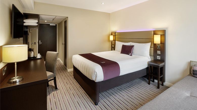<b>Premier Inn Camborne Room</b>. Images powered by <a href="https://iceportal.shijigroup.com/" title="IcePortal" target="_blank">IcePortal</a>.