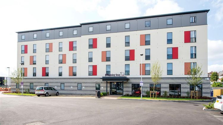 Premier Inn Gillingham Victory Pier Exterior