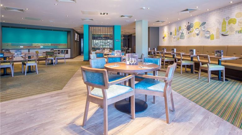 <b>Premier Inn Nottingham Chapel Bar Restaurant</b>. Images powered by <a href="https://iceportal.shijigroup.com/" title="IcePortal" target="_blank">IcePortal</a>.