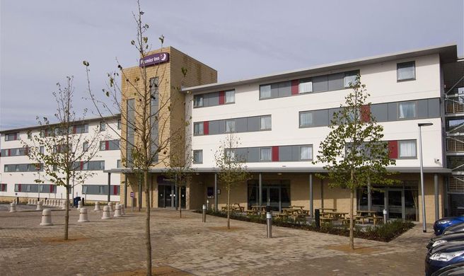 Premier Inn Rochester Exterior