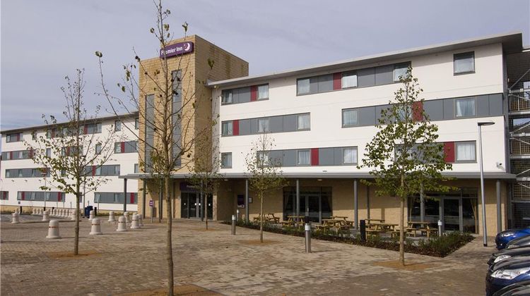 Premier Inn Rochester Exterior