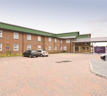 Premier Inn Hinckley Exterior