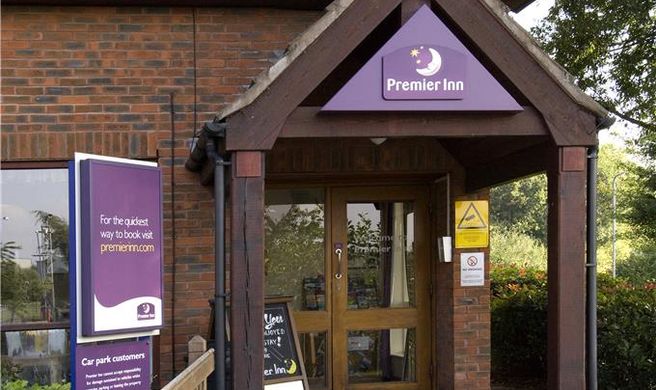Premier Inn West Bromwich Exterior