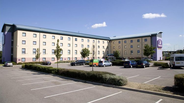 Premier Inn Thurrock West Exterior
