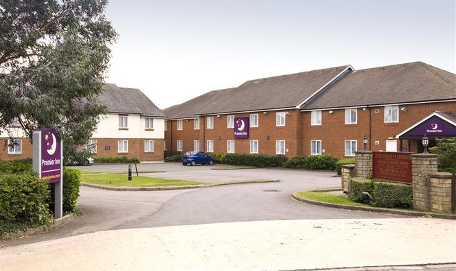 Premier Inn Swindon North Exterior